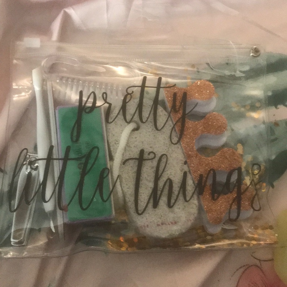 Cute nail set